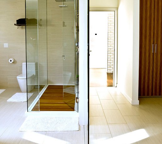 Exceptional Receveur Pour Douche Italienne #12: Receveur-douche-design-en-bois-trait%C3%A9.jpg Exceptional Receveur Pour Douche Italienne #12: Receveur-douche-design-en-bois-trait%C3%A9.jpg