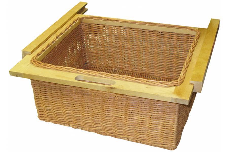 Panier en osiers coulissant pour un rangement facile.