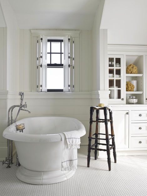 salle-de-bain-blanc-retro