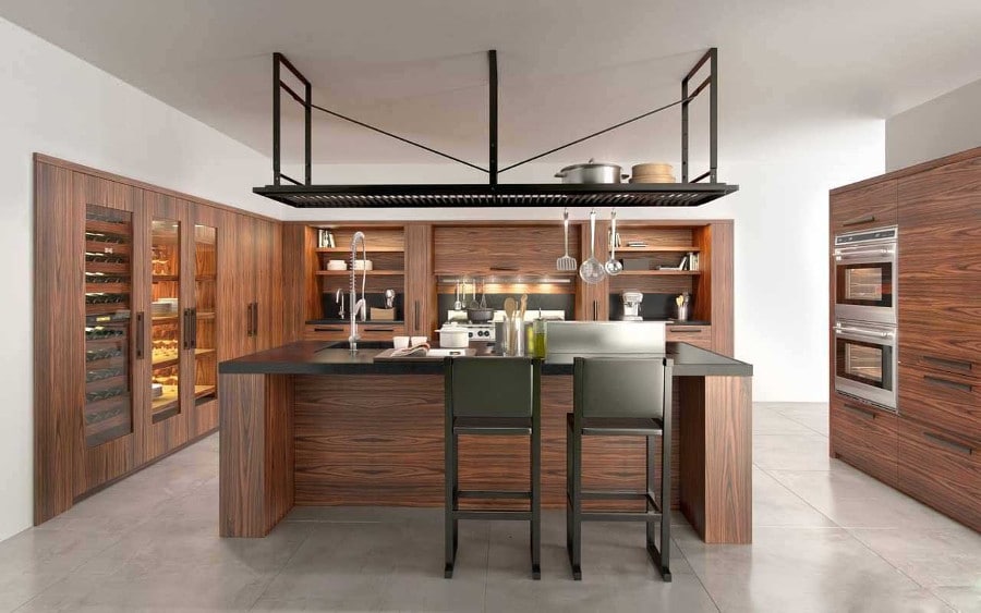 Un modèle de cuisine en bois moderne qui incarne l'élégance et le raffinement. 