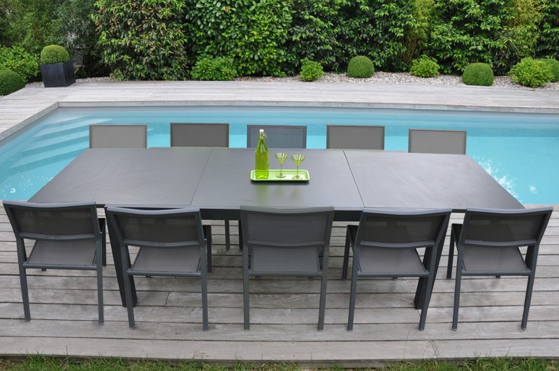photo-mobilier-jardin-salon-de-jardin-plastique-10-personnes