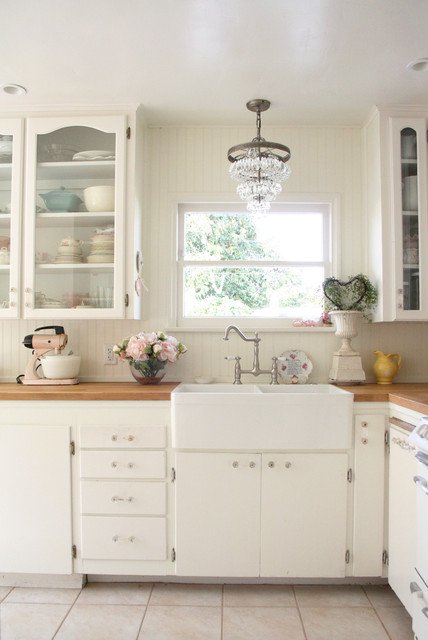 evier-a-poser-dans-cuisine-shabby-chic
