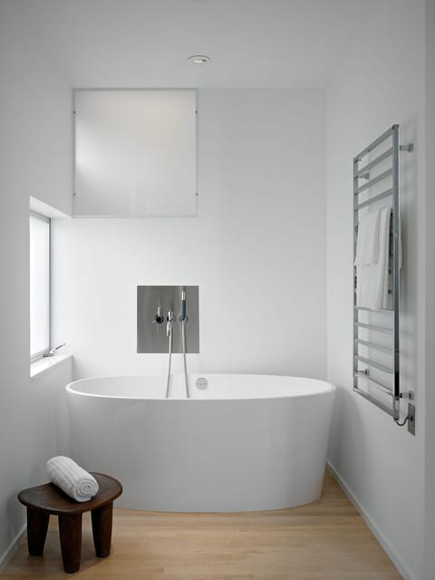 petite-salle-de-bain-minimaliste