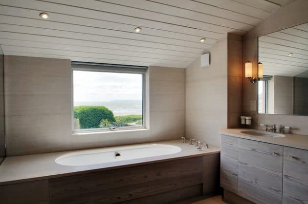salle-de-bain-minimaliste-en-bois