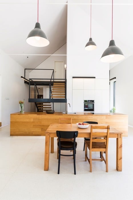 salle à manger design blanche en bois