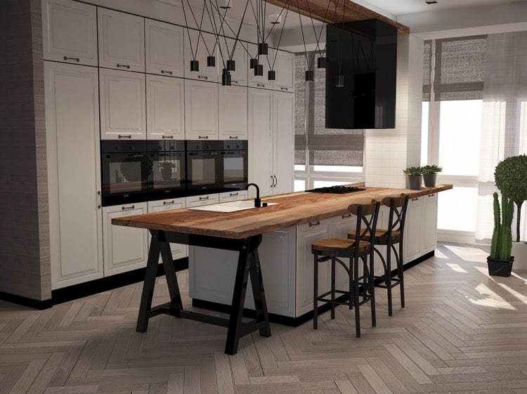 Plan travail de cuisine en I en bois avec évier blanc rectangulaire. Arbuste, cactus et lampadaires noirs.