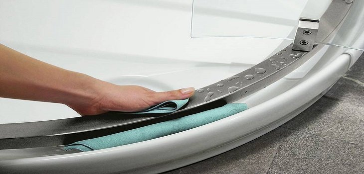 7 astuces pour bien entretenir une cabine de douche en verre (et autres ...