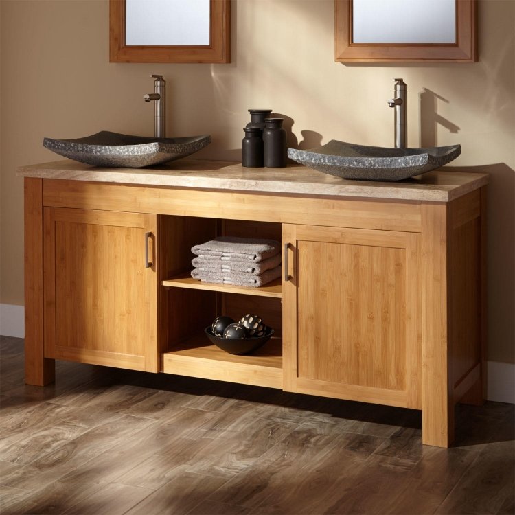 Un meuble de salle de bain en bambou avec ses 2 vasques à poser en granit bouchardé