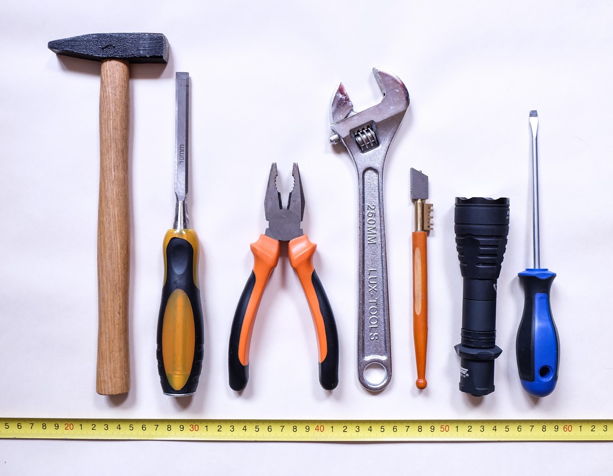 outils de base du bricoleur